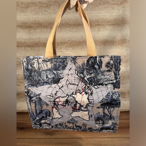 Dior Around The World Tote - Picture 2 of 5